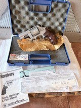 S&W 625-7 Lew Horton Classic Carry 45 Colt 3 inch - 1 of 13