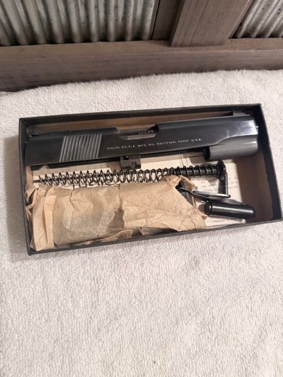 Colt 1911 22 conversion in box, excellent - Image 9 of 10