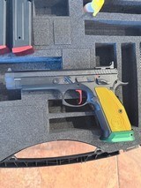 Holy Grail New in box CZ 75 TS Checkmate Parrot - 3 of 15