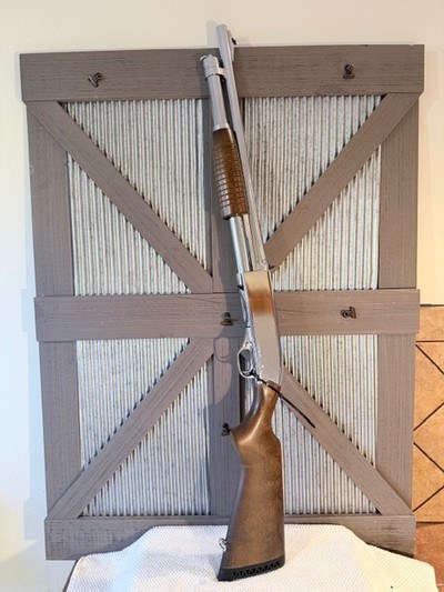 Winchester Stainless Marine 12 gauge in excellent shape - Image 1 of 19
