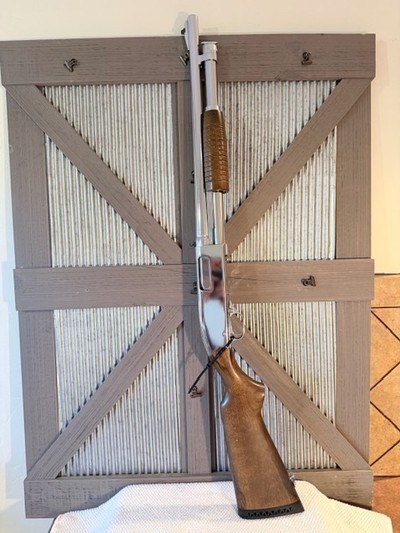 Winchester Stainless Marine 12 gauge in excellent shape - Image 5 of 19