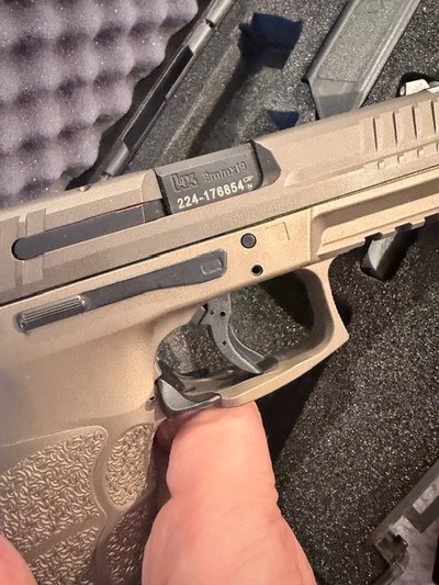 H&K VP9 custom cerakote, in box, 14 mags - Image 9 of 16
