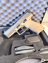 H&K VP9 custom cerakote, in box, 14 mags - Image 3 of 16