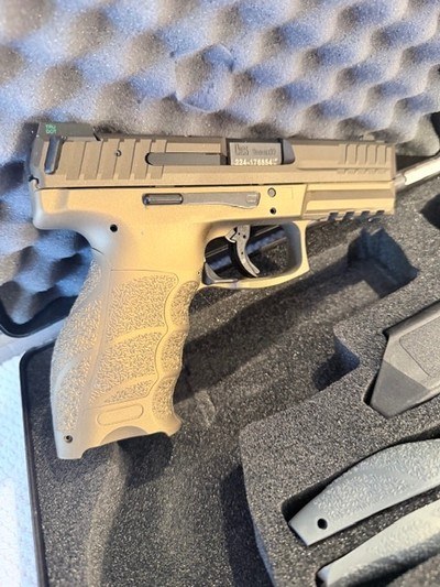 H&K VP9 custom cerakote, in box, 14 mags - Image 2 of 16