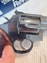 New in box S&W 586-4 four inch barrel, beautiful - 11 of 18