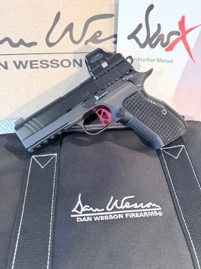 Dan Wesson DWX compact with Holosun Red dot - Image 5 of 13