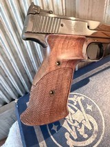1958 S&W Model 41, 2nd year, fantastic shape, extra barrel - 8 of 20
