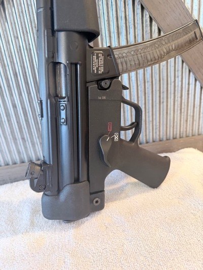 Hk SP5L 9mm, 16 inch barrel as new condition - Image 2 of 15