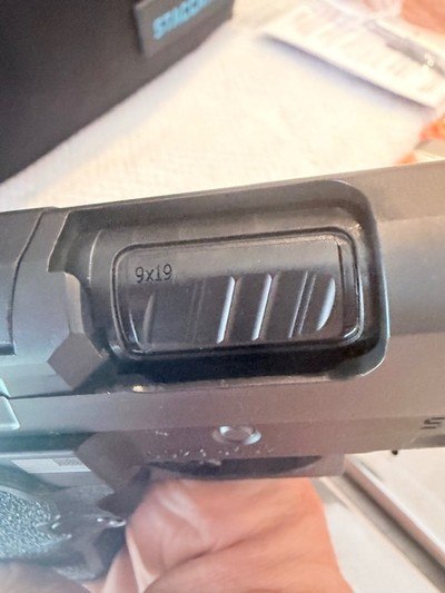 Staccato CS 2011, in bag with 8 mags and holster - Image 17 of 20