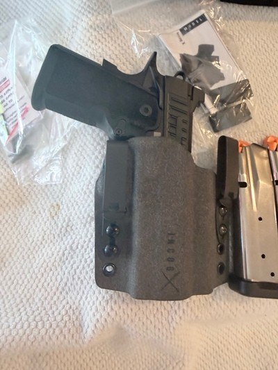 Staccato CS 2011, in bag with 8 mags and holster - Image 19 of 20