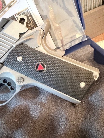 Original Colt Delta Elite 10mm in box - Image 3 of 16