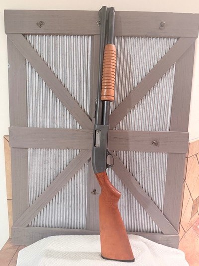 1974 High Standard Riot Gun, 18 inch, 12 gauge - Image 1 of 15