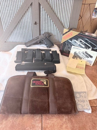 1994 Desert Eagle 44 Mag, lots of extras, 10 inch barrel - Image 1 of 20