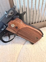 Immaculate S&W 39-2 9mm original - Image 4 of 15