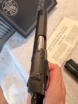 As New in Box S&W Model 59 no dash - Image 11 of 17