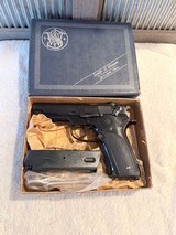 As New in Box S&W Model 59 no dash - Image 17 of 17