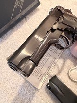 As New in Box S&W Model 59 no dash - Image 14 of 17