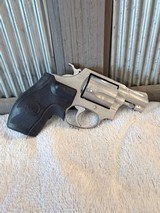S&W model 60 no dash with Crimson Trace grips - Image 2 of 11