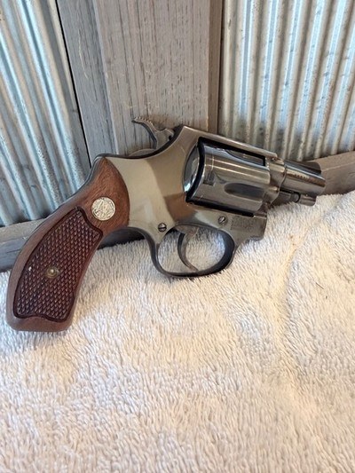 S&W Mode 36 No Dash in excellent shape - Image 2 of 11