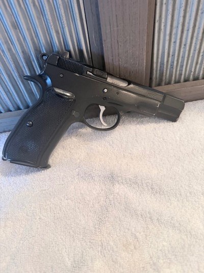 1991 CZ 75 Pre B 9mm in good shape - Image 2 of 13