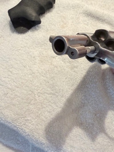 Excellent S&W Model 60-7 38 plus P snub pre lock - Image 9 of 14
