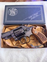 S&W Model 19-3 2.5 inch 357 in box, excellent! - Image 1 of 13