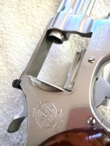 S&W Model 624 no dash in box, excellent condition - Image 11 of 19