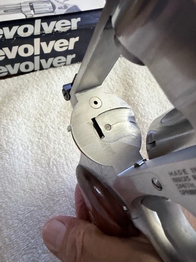 S&W Model 624 no dash in box, excellent condition - Image 9 of 19