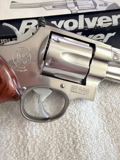 S&W Model 624 no dash in box, excellent condition - Image 7 of 19
