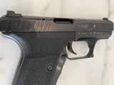 Heckler & Koch HK P7 M8 .9mmx 19 Caliber Pistol - 6 of 15