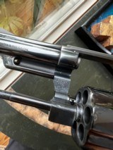 Smith and Wesson 19-2 (357 Mag, Blue, Dimond Grips) - 2 of 13