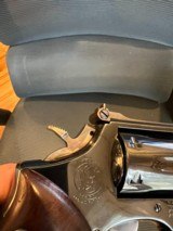 Smith and Wesson 19-2 (357 Mag, Blue, Dimond Grips) - 12 of 13