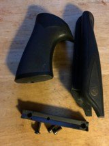 Thompson Center Contender Pachmayr Presentation Pistol grips and forearm - 1 of 2