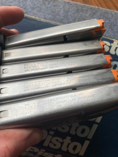 Smith & Wesson 5906 9mm w/extras - Image 8 of 8