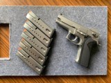 Smith & Wesson 5906 9mm w/extras - Image 4 of 8