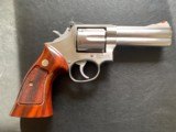 Smith & Wesson 686 No Dash 4 Inch - 2 of 8
