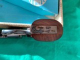 Harrington & Richardson 1871 686 22 LR with extra 22 mag cylinder - 6 of 13