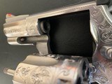 Smith & Wesson 686 no dash 2.5 inch barrel custom engraved. - 6 of 15