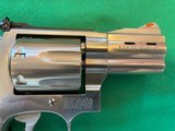 Smith & Wesson 686-4 performance center 357. - 8 of 12