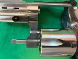 Smith & Wesson 686-4 performance center 357. - 12 of 12