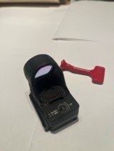 Trijicon SRO2 2.5 moa - 4 of 6