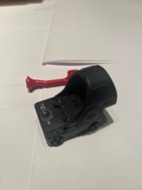 Trijicon SRO2 2.5 moa - 2 of 6