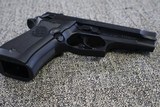 Beretta 84F Cheetah in .380 Auto 2 mags and box - 17 of 20
