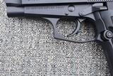 Beretta Model 92-FS with 2 MAGS & ORIG BOX - 18 of 20