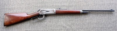 Winchester Model 1886 Lightweight Lever Action Takedown Rifle in 33WCF