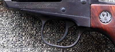 Ruger New Model Blackhawk Dual Cylinder 38-40WCF/10MM Revolver with fitted case - Image 5 of 20