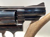Smith and Wesson Model 19-5 Combat Magnum 357 Mag - 9 of 16