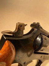 Smith and Wesson Model 19-5 Combat Magnum 357 Mag - 15 of 16