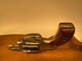 Smith and Wesson Model 60 No Dash .38 Spl. Chiefs Special - 14 of 15