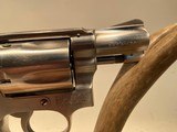 Smith and Wesson Model 60 No Dash .38 Spl. Chiefs Special - 5 of 15